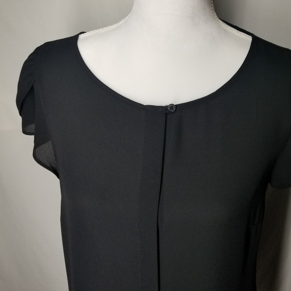 LOFT black petal sleeves top Sz S